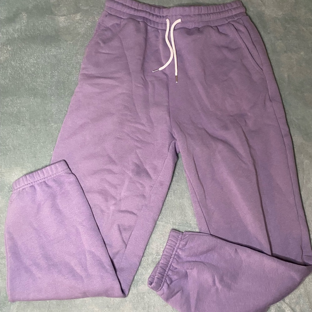 New Forever 21 Lavender Sweatpants